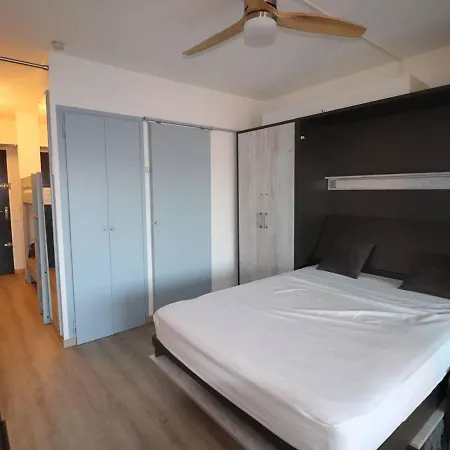 Equipe Pour 4 Pers Avec Parking Prive A 2 Min De La Au Grau-du-roi - Fr-1-307-210 *